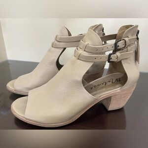 Matisse Tan Leather Heeled Sandals